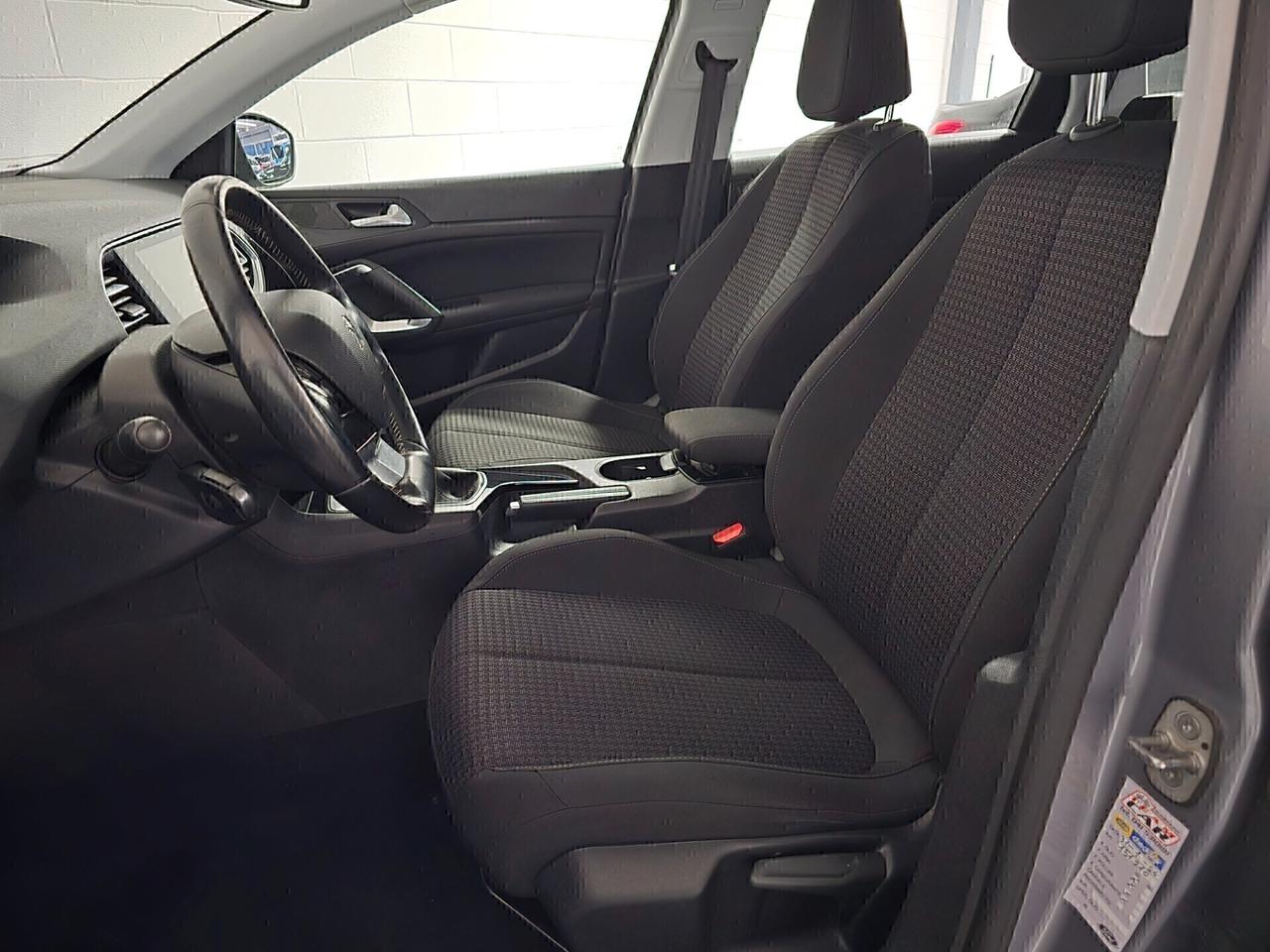 Peugeot 308 BlueHDi 130 S&S SW Business 2018