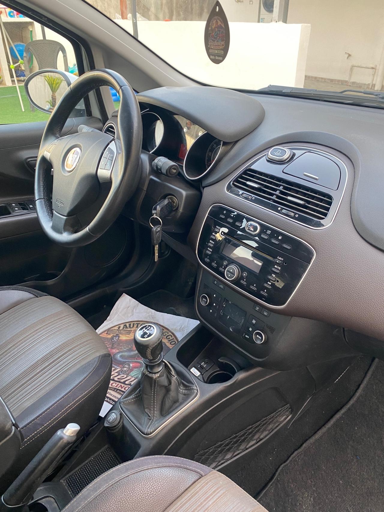 Fiat Punto Evo 1.4 Natural Power Emotion Full