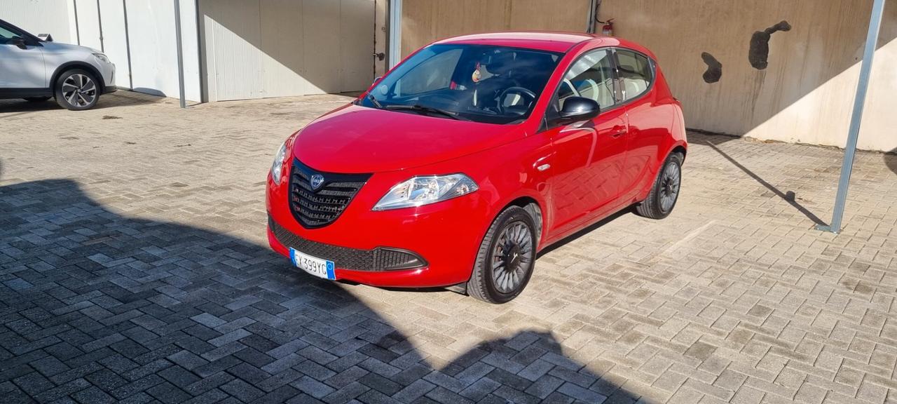 Lancia Ypsilon 1.2 69 CV 5 porte Elle