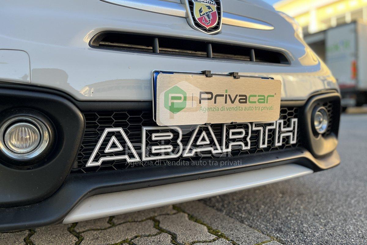 ABARTH 500 1.4 Turbo T-Jet Custom