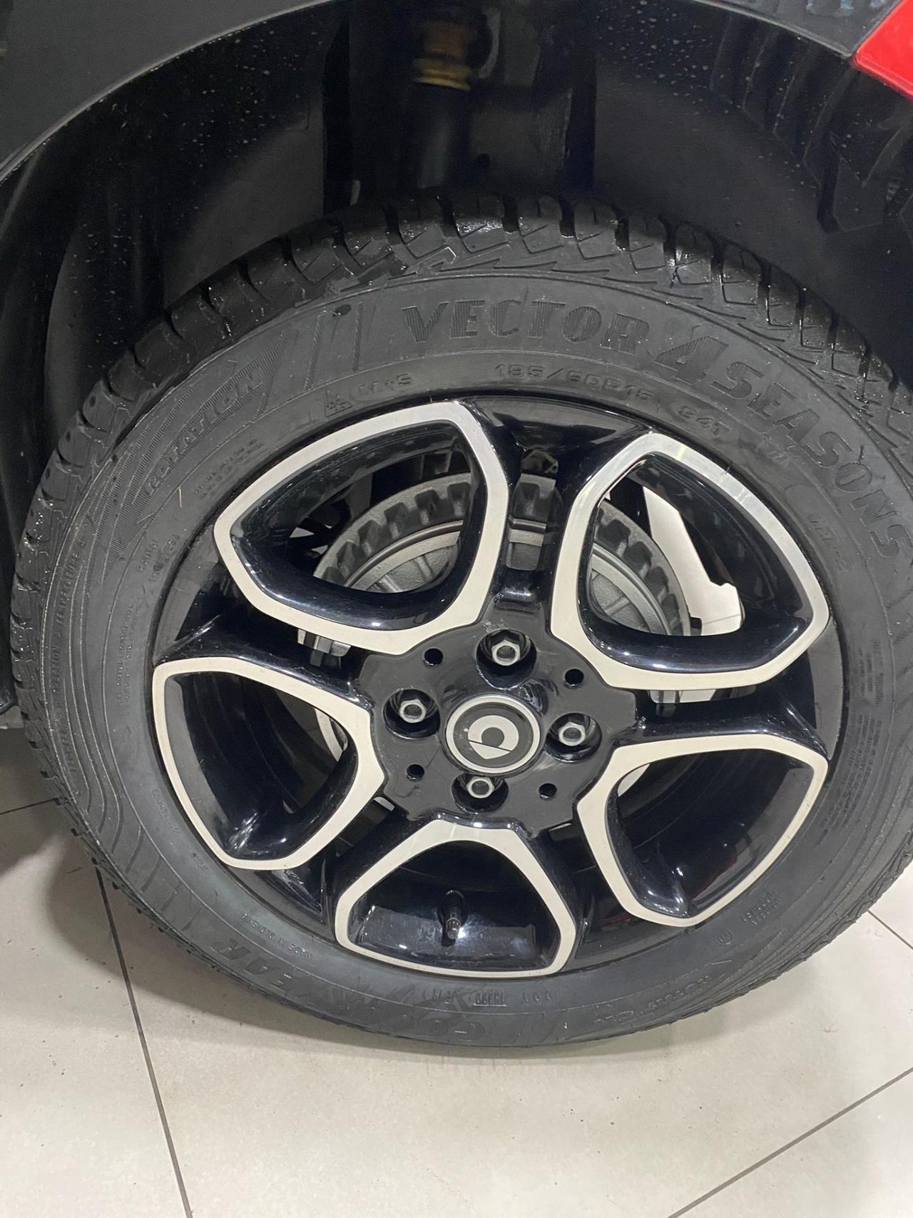 Smart ForFour 70 1.0 Prime