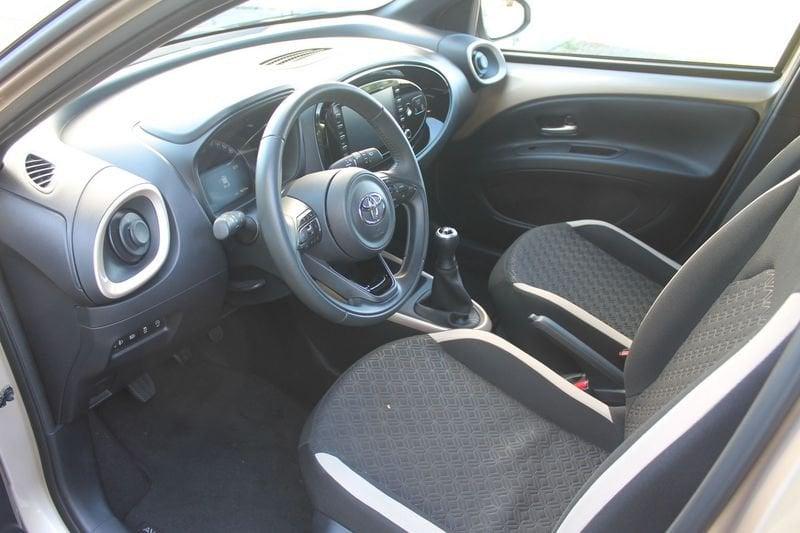 Toyota Aygo X 1.0 VVT-i 72 CV 5 porte Trend