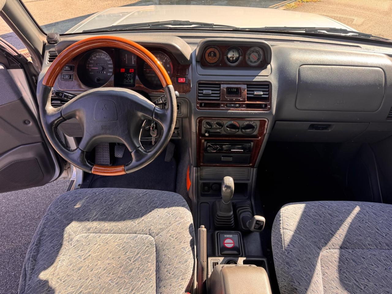 Mitsubishi Pajero 2.5 TDI Metal-top S.S. GLS Target