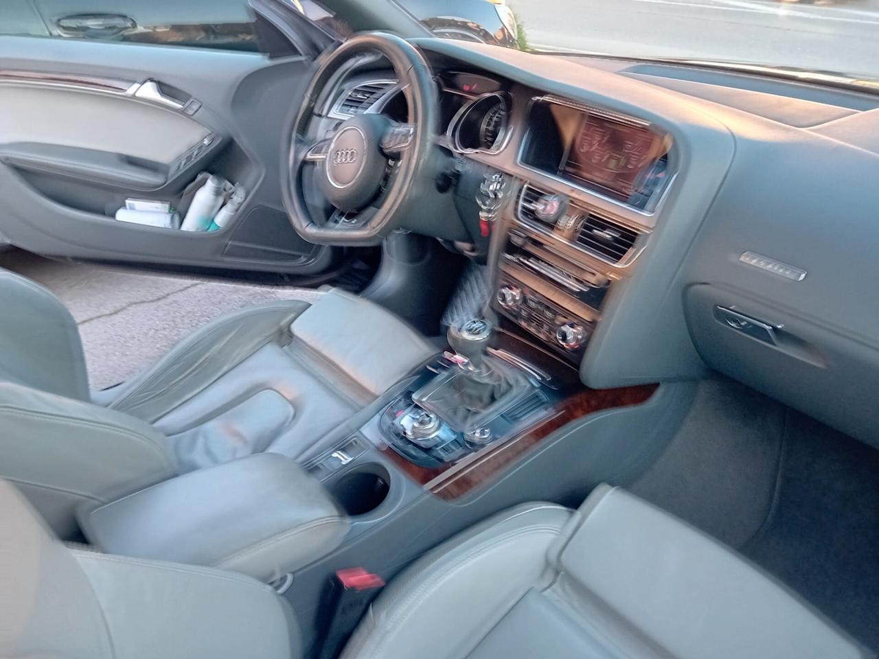 Audi A5 Cabrio 2.0 TDI clean diesel Business