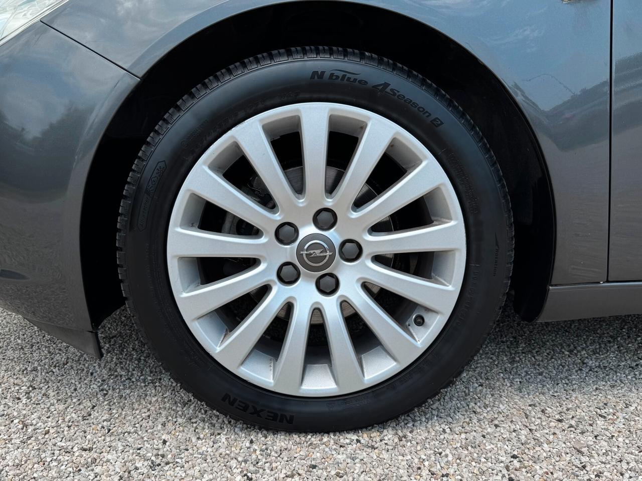 Opel Insignia Sports Tourer 2.0 Diesel 131cv | TAGLIANDO INCLUSO