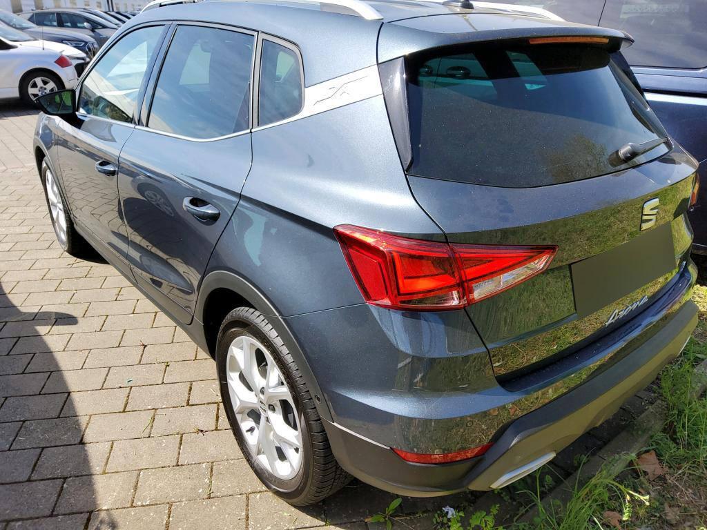 Seat Arona 1.0 TGI FR Navi, Sedili riscaldati, Retrocamera