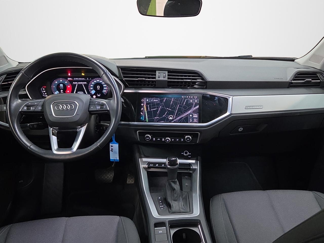 Audi Q3 SPORTBACK 35 TDI S tronic QUATTRO Business Plus