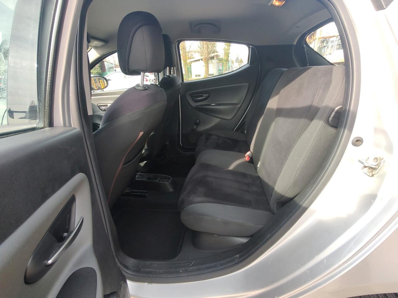 Lancia Ypsilon Elefantino 0.9 Eco Chic Twin air 80 cv Metano, OK NEOPATENTATI, GARANZIA L.12 MESI