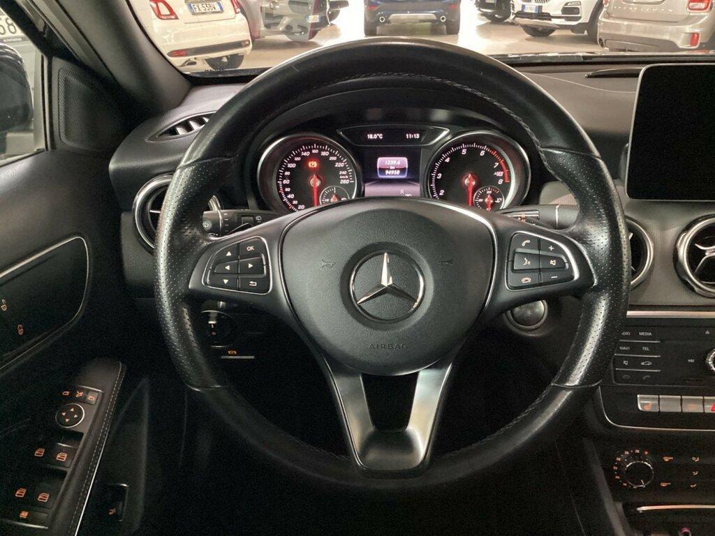 Mercedes GLA 180 180 Sport 7G-DCT