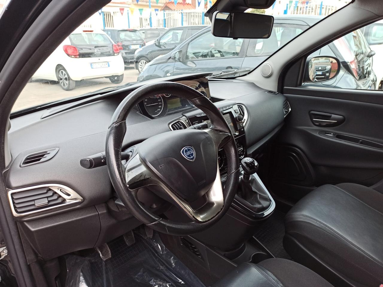 Lancia Ypsilon 1.3 MJT 16V 95 CV 5p. S&S Platinum