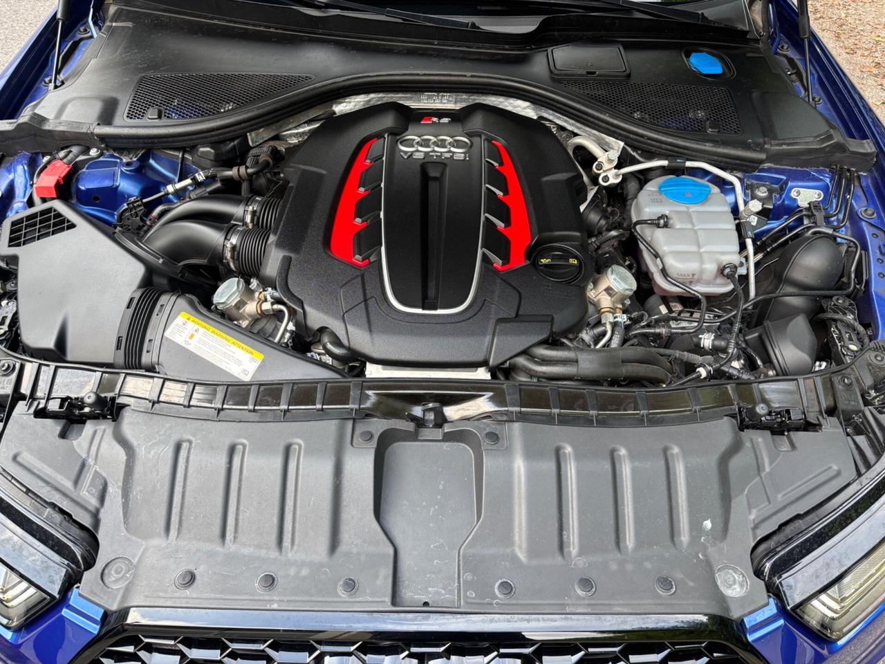 Audi RS6 RS 6 Avant 4.0 TFSI quattro tiptronic performance