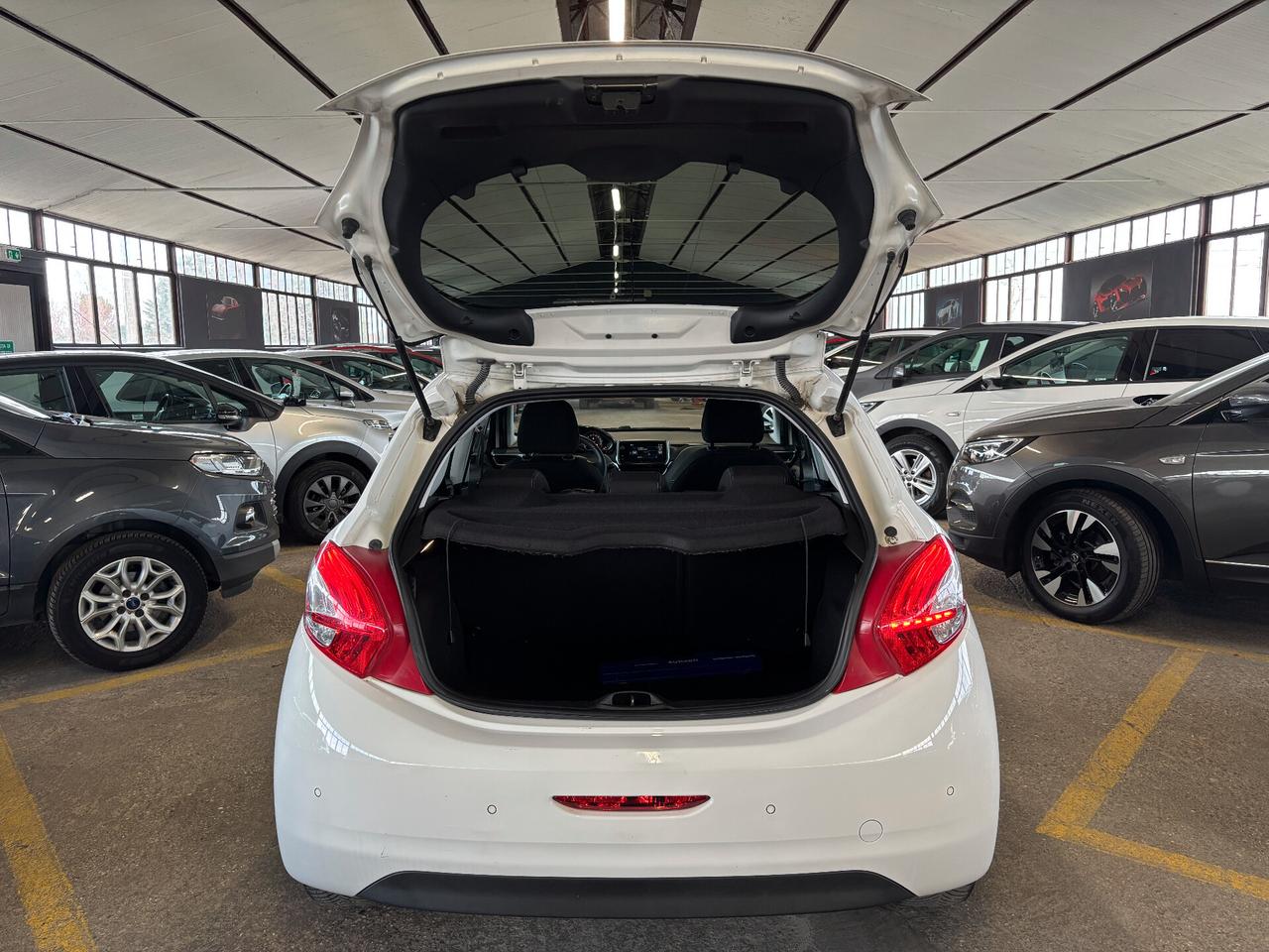 Peugeot 208 1.2 PureTech 60kw 82cv Allure NEOPATENTATO