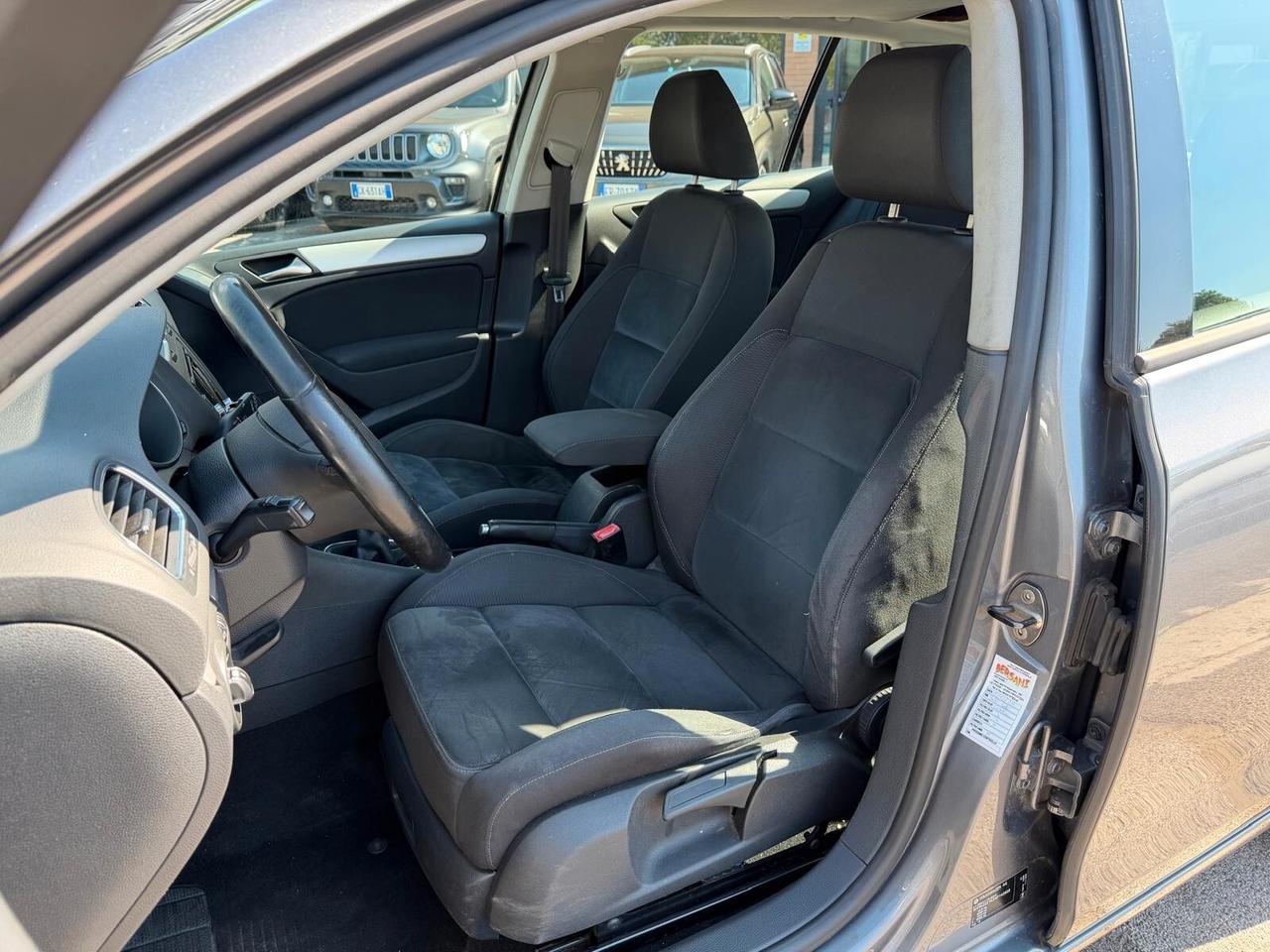 Volkswagen Golf 6 1.6 TDI 105CV 5P HIGHLINE UNIPRO 2010