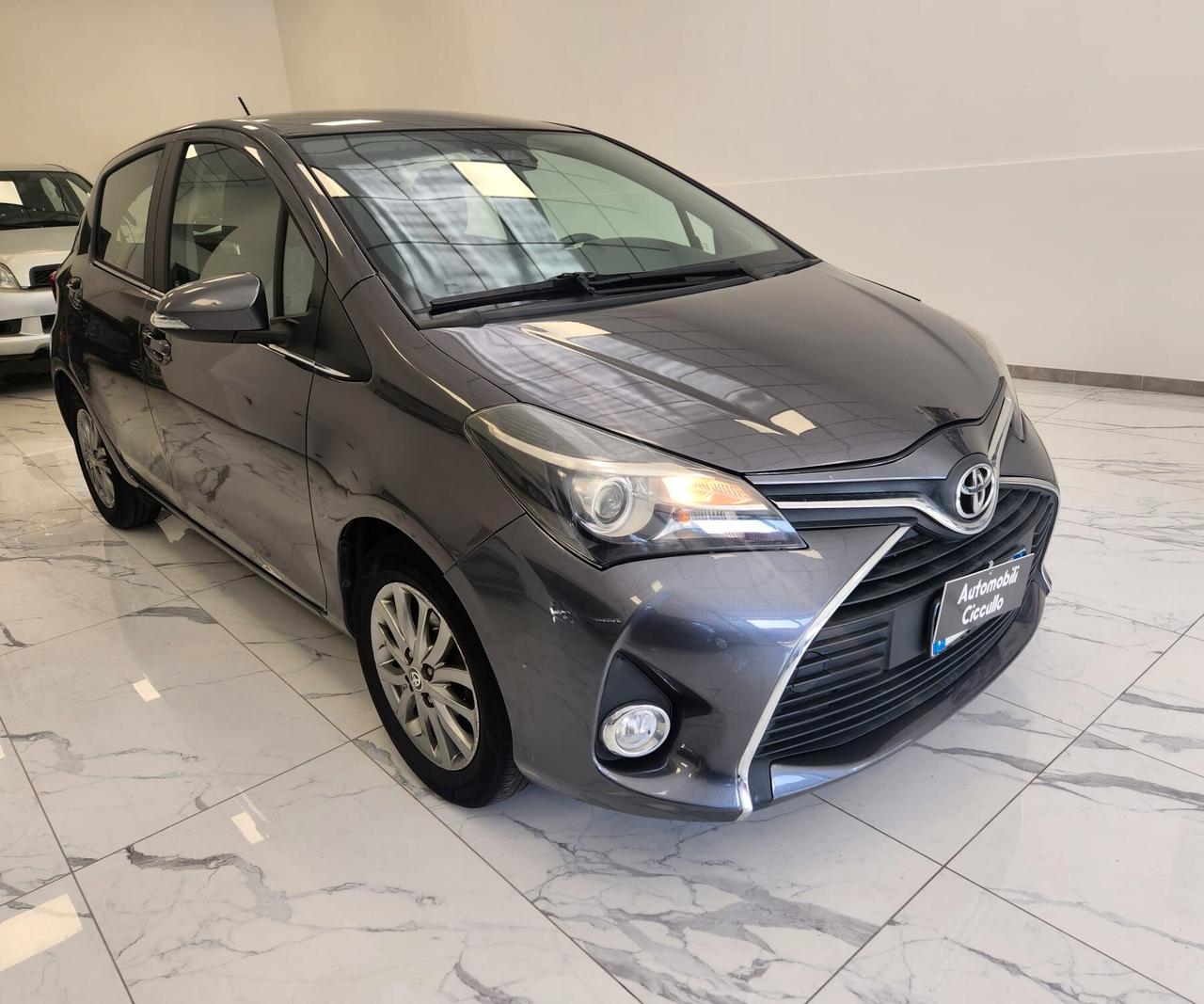 Toyota Yaris 1.0 5 porte Cool