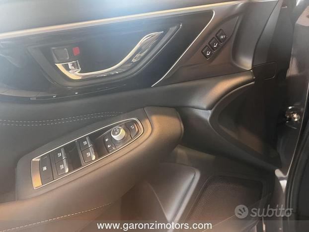 Subaru Outback 2.5i Lineartronic Premium MY25