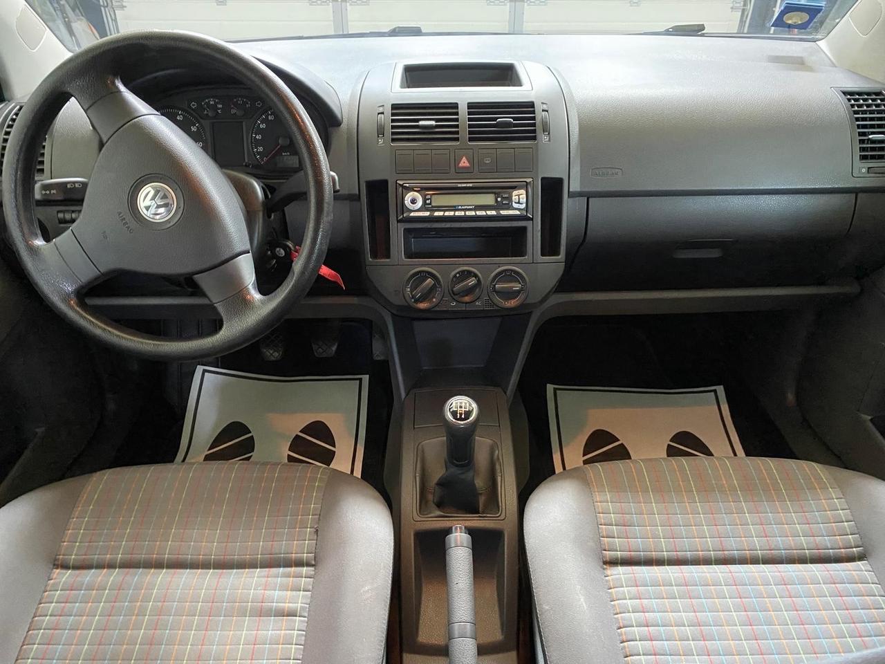 Volkswagen Polo 1.2 5p. Trendline