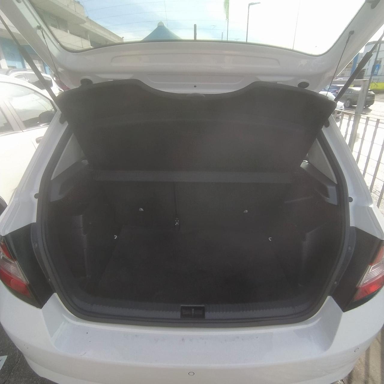 Skoda Fabia 1.0 MPI 60 CV Design Edition