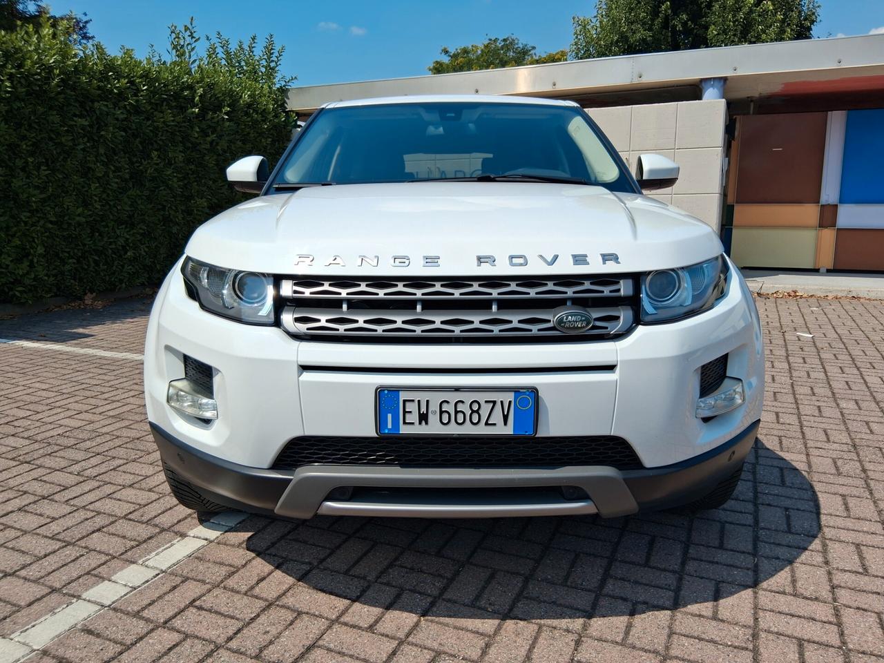 Land Rover Range Rover Evoque Range Rover Evoqu .CELL 320 147 1147 WUATSAPP 3276540940.e 2.2 Sd4 5p. Prestige