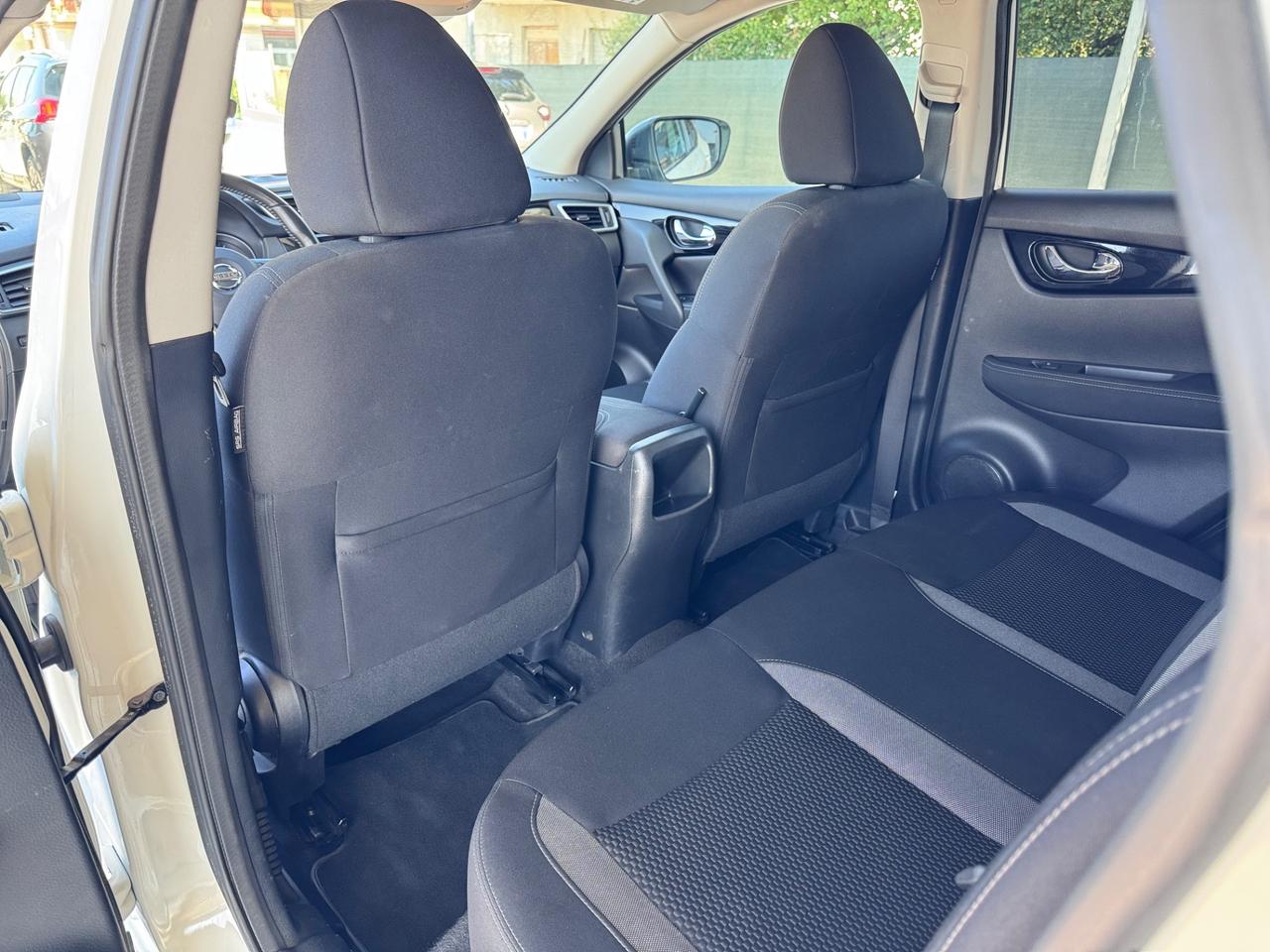 Nissan Qashqai 1.6 dCi 2WD Business