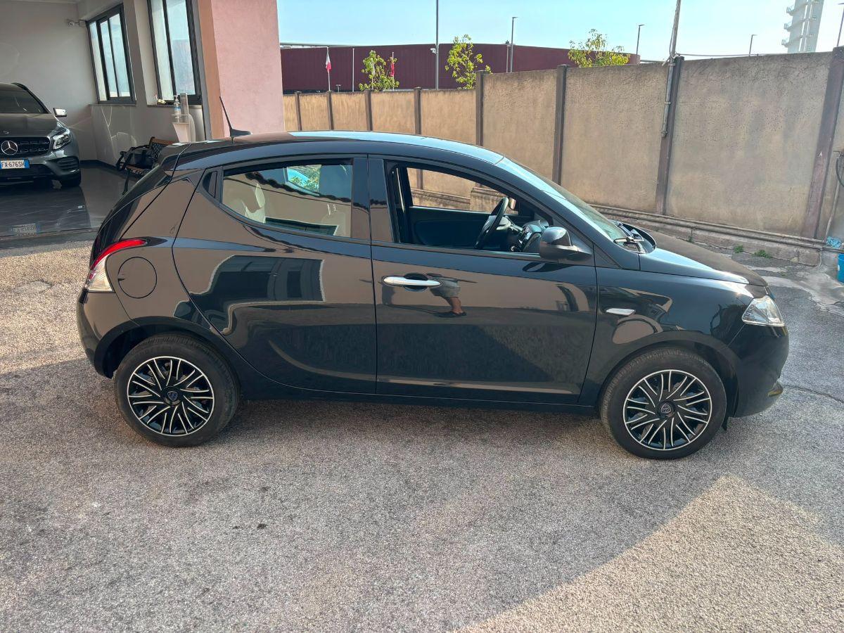 LANCIA Ypsilon 1.0 FireFly 5p.S&S Hybrid Oro