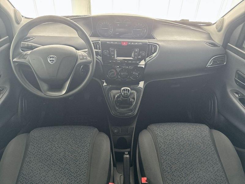 Lancia Ypsilon 1.0 FireFly 70cv Hybrid Oro