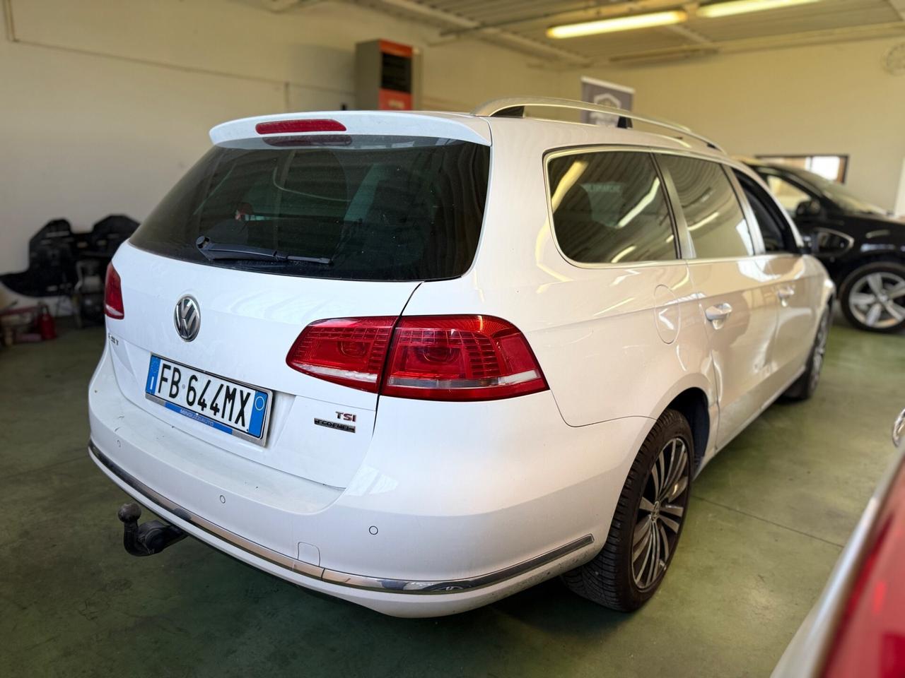 Volkswagen Passat 1.4 TSI DSG HIGHLINE