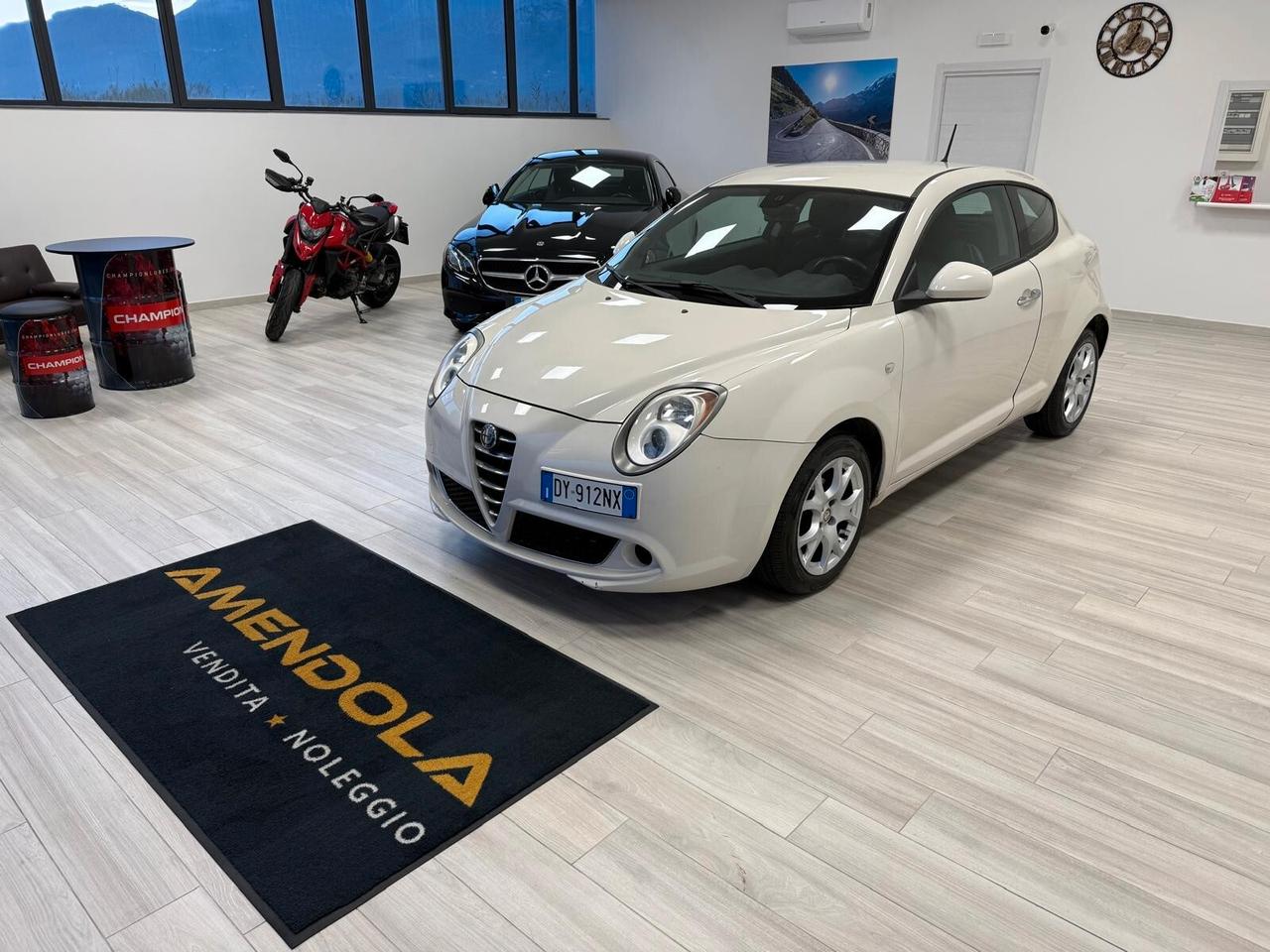 Alfa Romeo MiTo 1.4 78 CV Distinctive Sport Pack