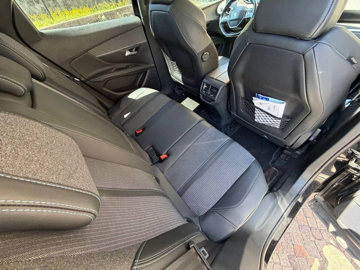 Peugeot 3008 II 1.2 puretech t Allure Pack s&s 130cv eat8