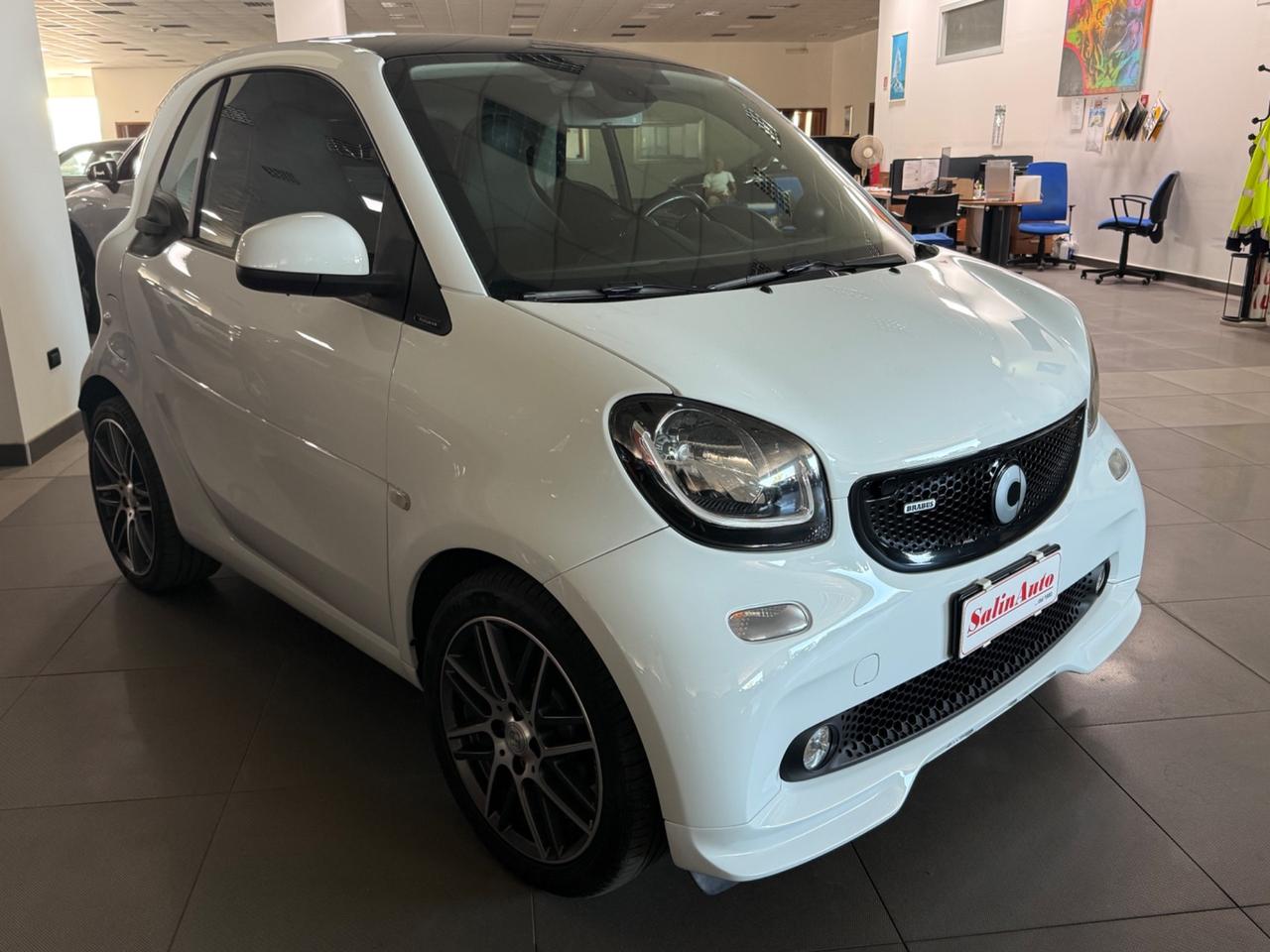 Smart ForTwo BRABUS 0.9 Turbo twinamic parisblue Xclusive