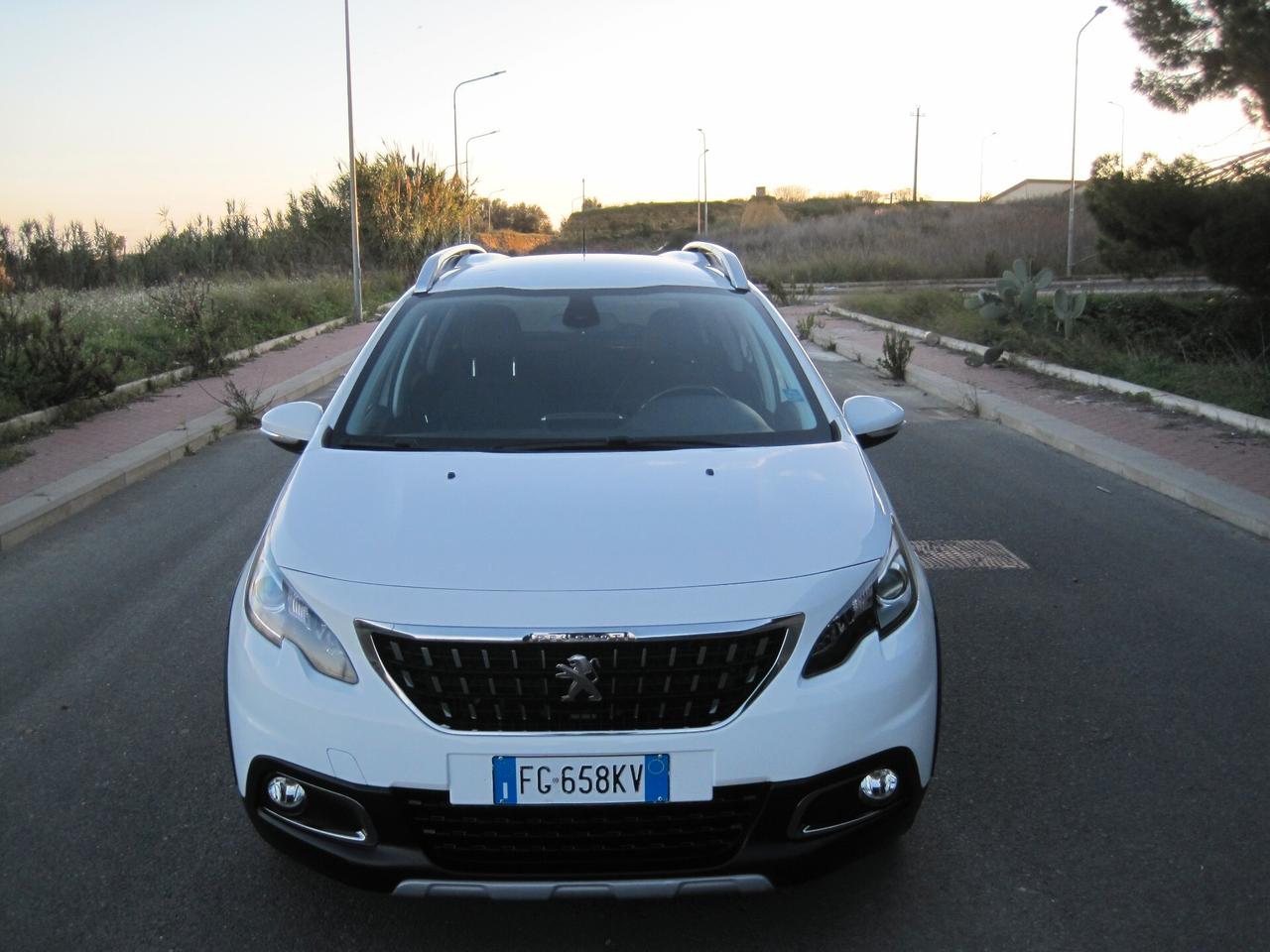 Peugeot 2008 BlueHDi 100 Allure