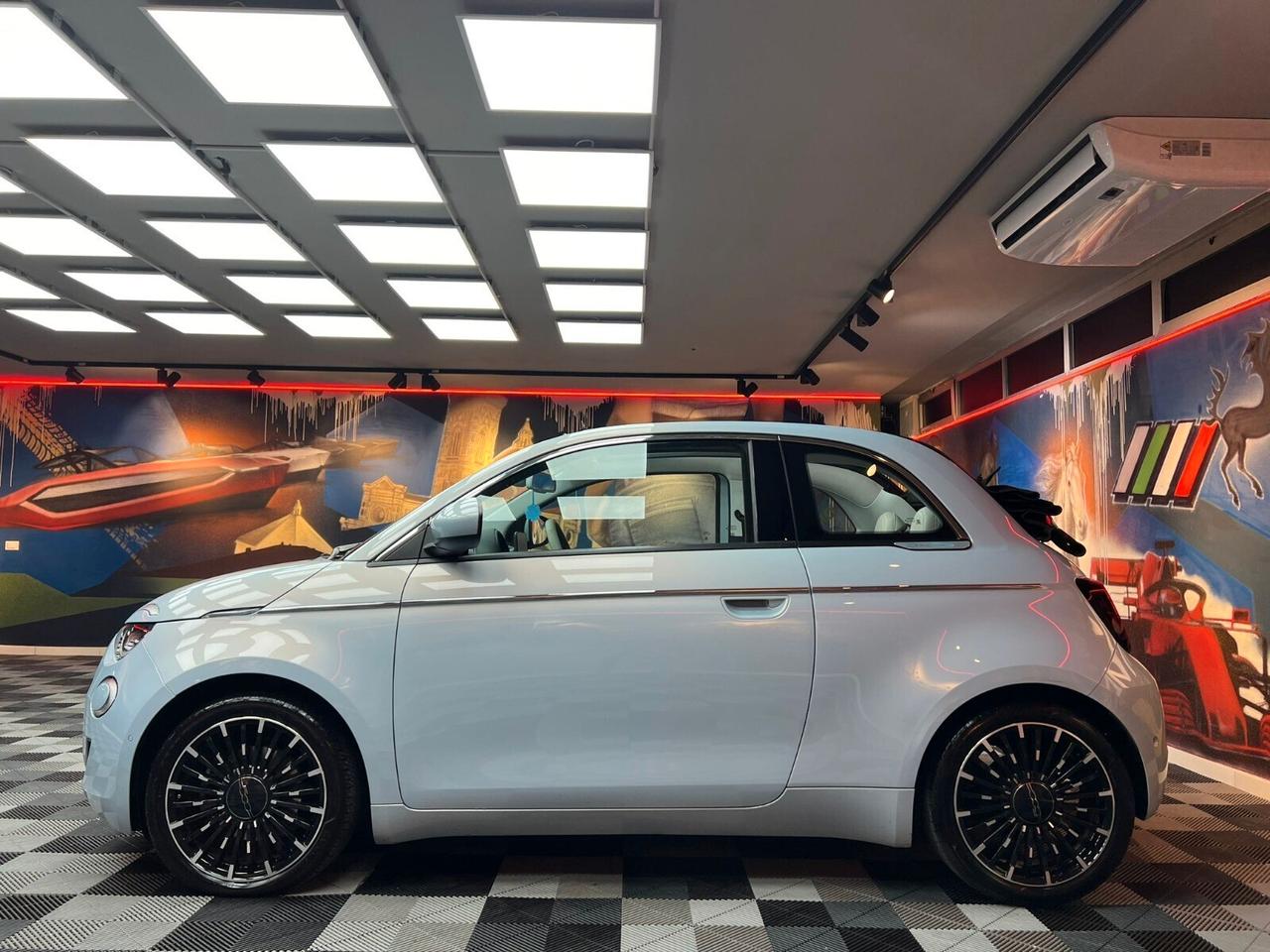 Fiat 500e Cabrio 42 kWh La Prima (205)