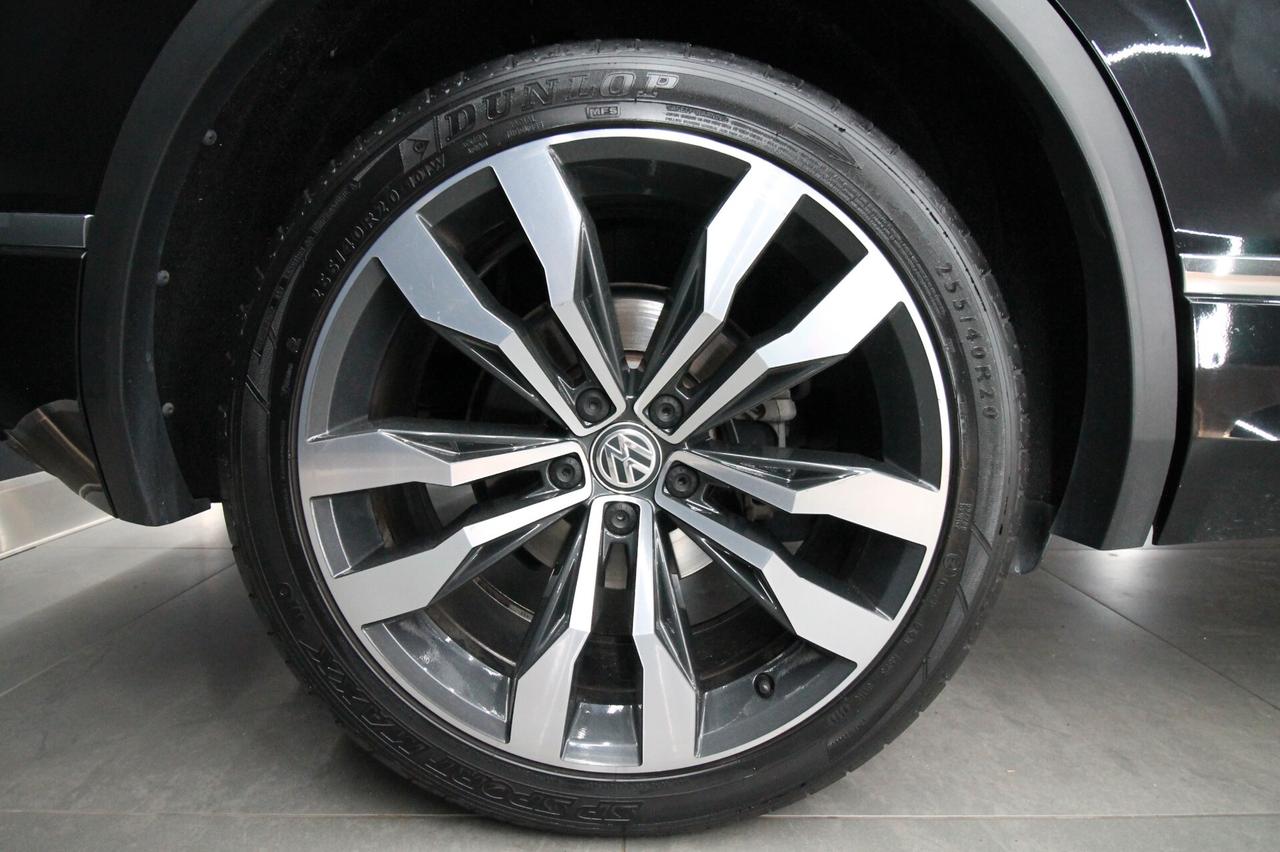 VOLKSWAGEN TIGUAN 2.0 150 CV R-LINE
