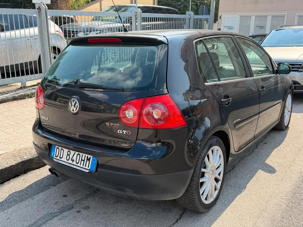 Volkswagen Golf 2.0 16V TDI 5p. Sportline