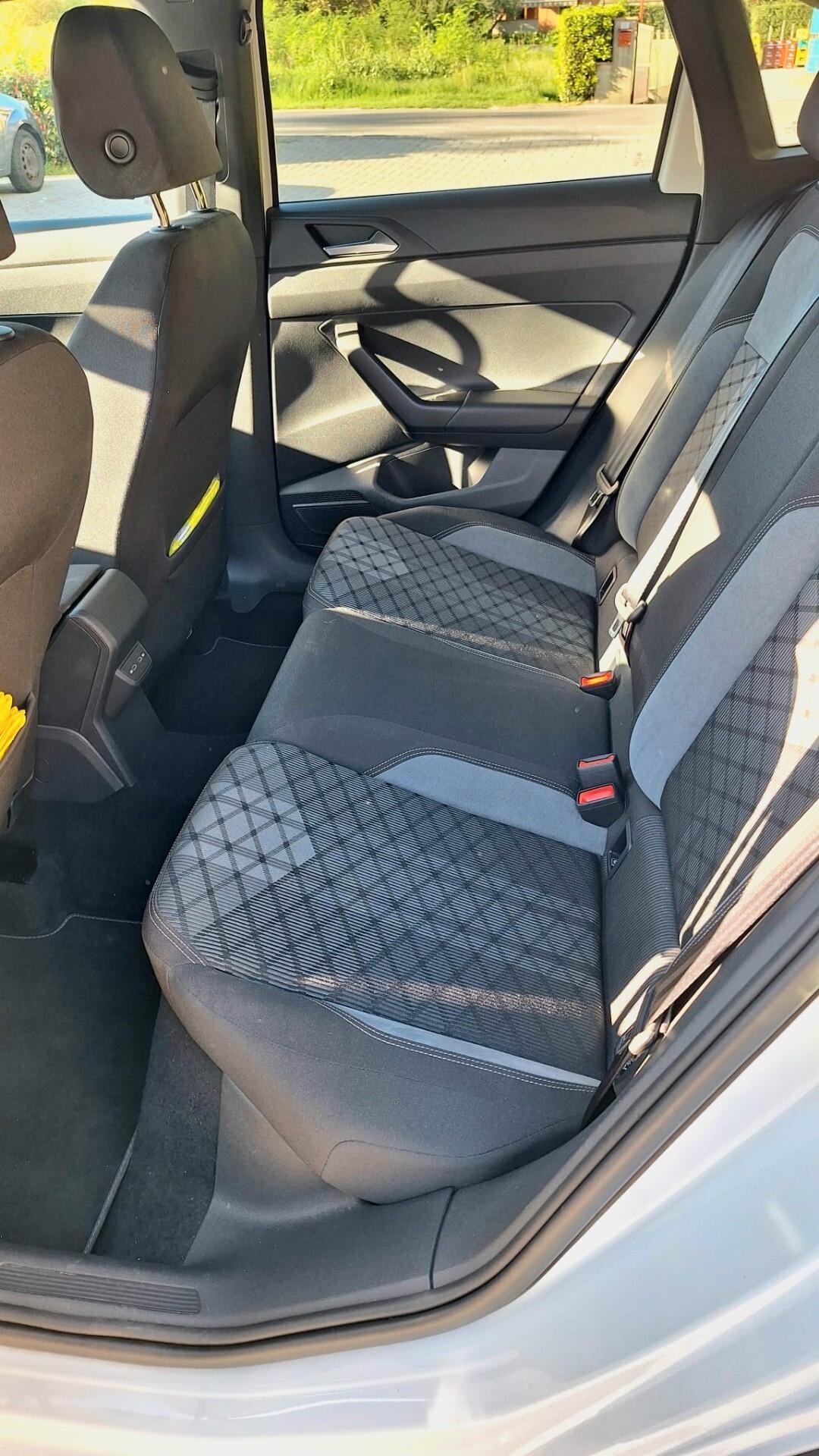 Volkswagen Taigo 1.0 TSI 110 CV - PARI AL NUOVO