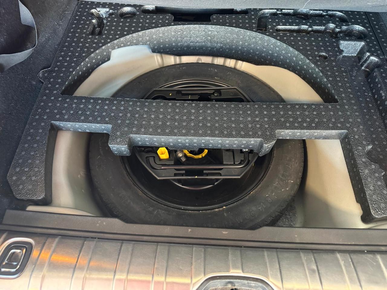 Peugeot 2008 1.6 e-HDI 92CV S&S ALLURE 2014