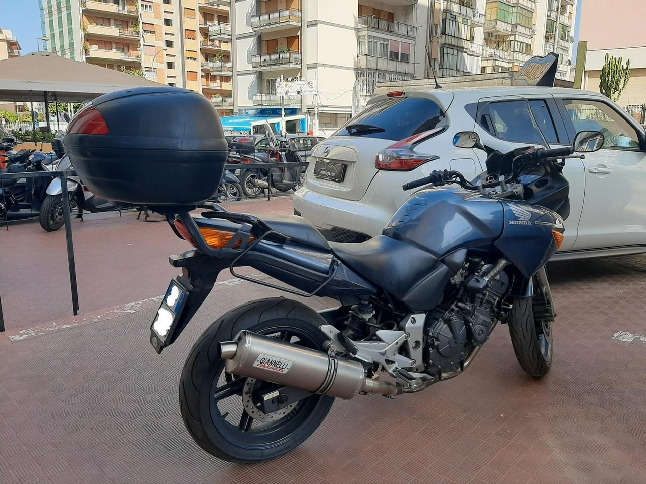 Honda CBF 600