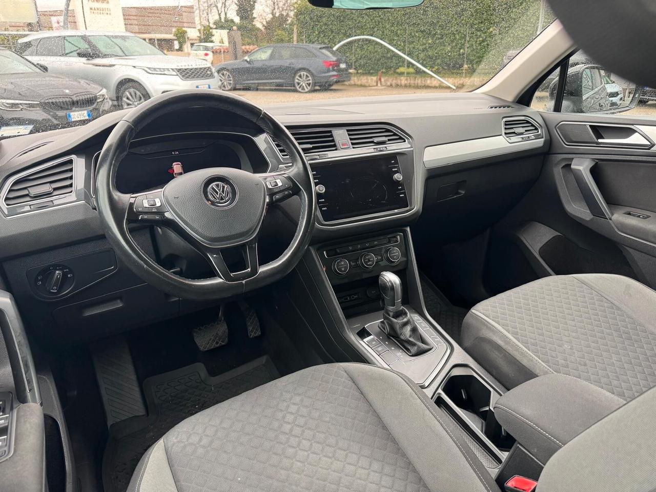 Volkswagen Tiguan 2.0 TDI DSG Sport R LINE