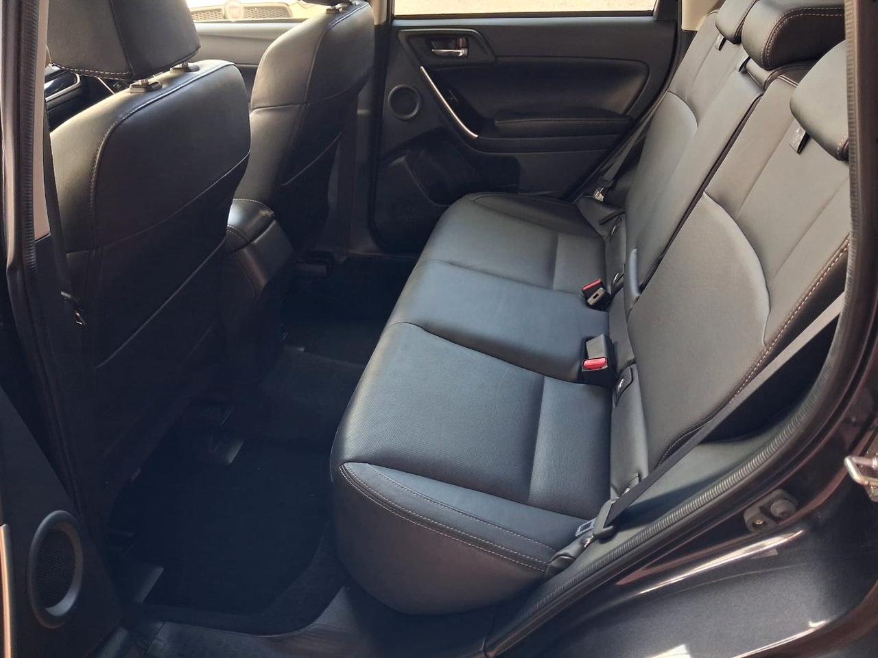 Subaru Forester 2.0d Sport Unlimited lineartronic my16