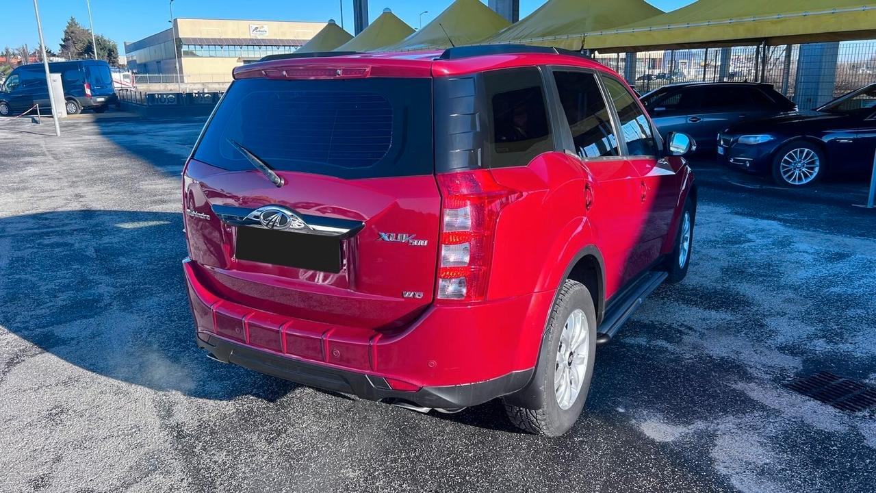 Mahindra XUV500 2.2 16V AWD W6 7 POSTI