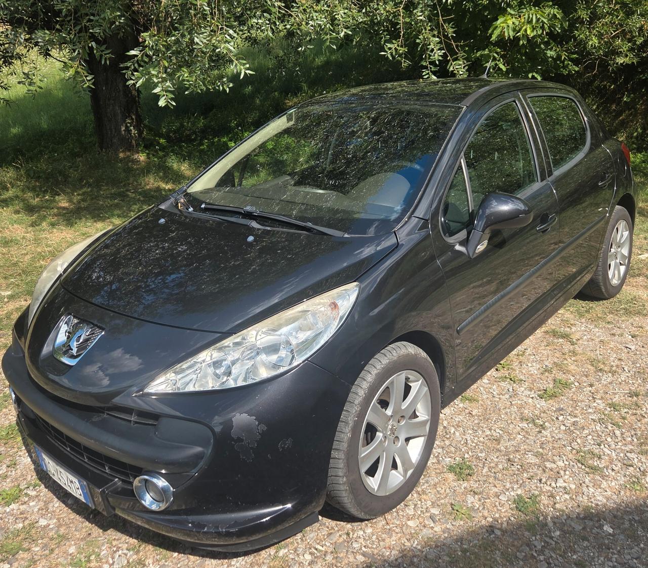 Peugeot 207 1.6 HDi 90CV 5p. XS
