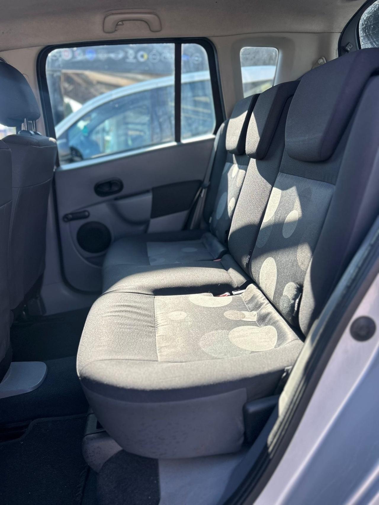 Renault Modus 1.5 dCi 85CV Dynamique