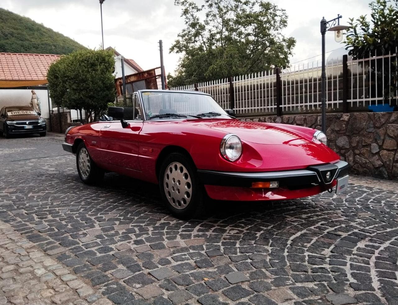 Alfa Romeo Spider 1.6