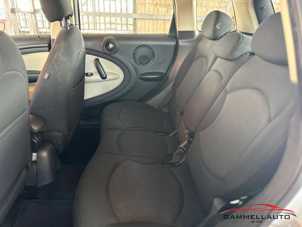 Mini Countryman 1.6 One D 90cv