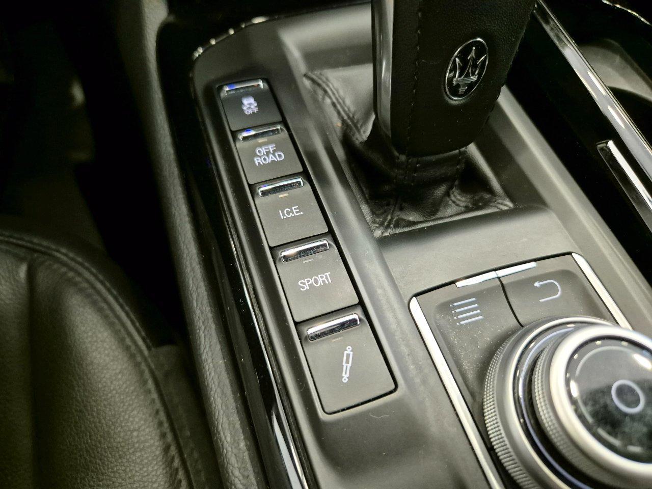Maserati Levante 3.0 V6 350cv auto