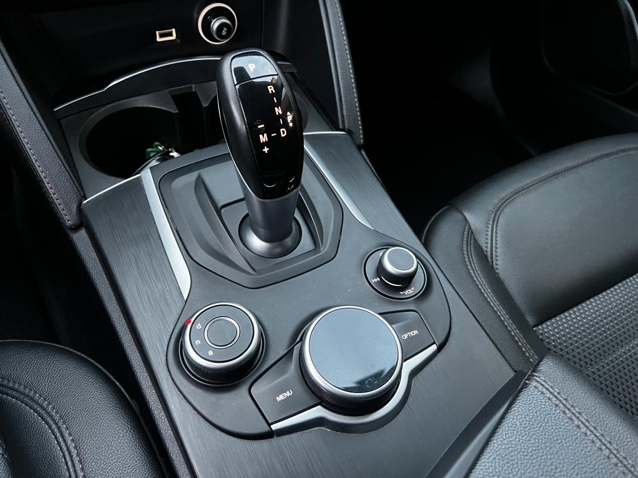 Alfa Romeo Stelvio 2.2 210 CV AT8 Q4 -2018