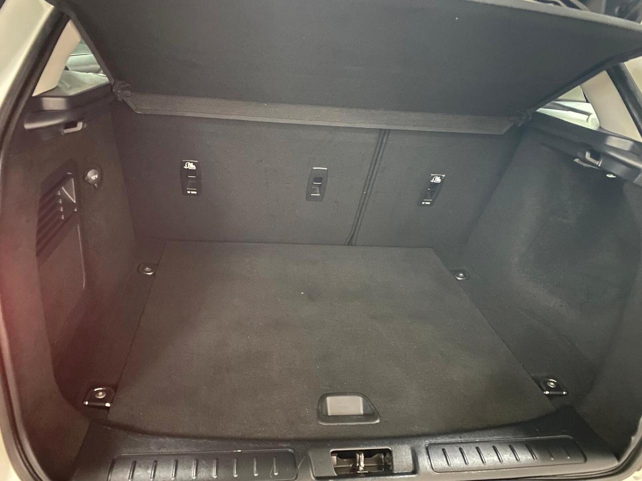 Land Rover Range Evoque 2.0 TD4 150 CV 5p. Pure