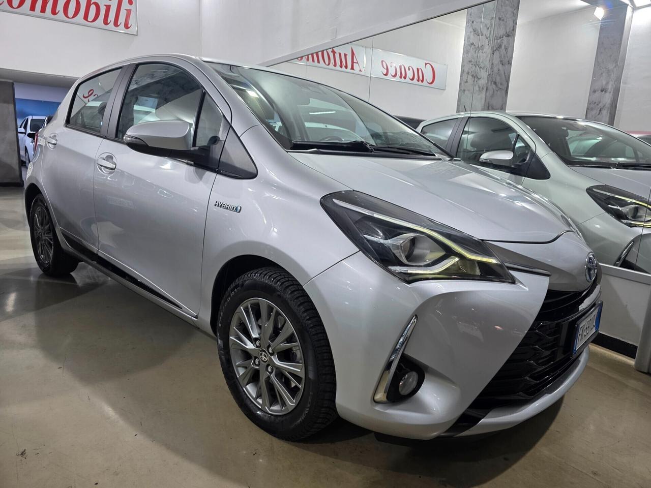Toyota Yaris 1.5 Hybrid 73cv 1 PROPRIETARIO 2017