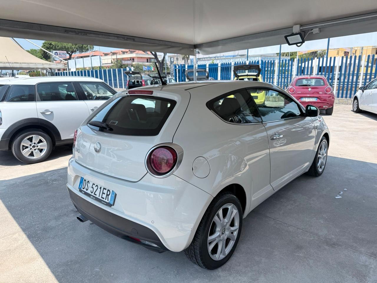 Alfa Romeo MiTo 1.6 JTDm 16V Distinctive Sport Pack