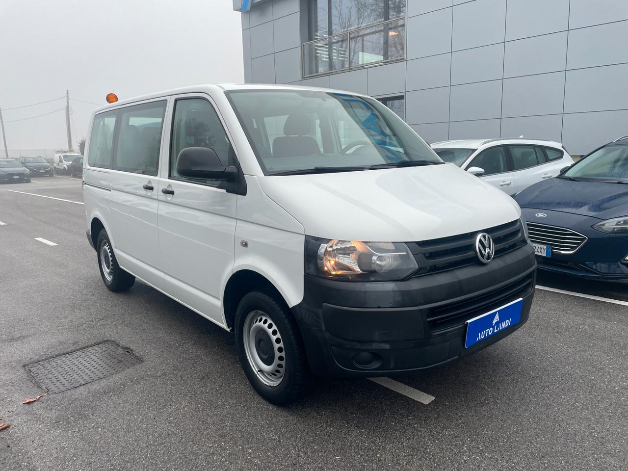 Volkswagen T5 Transporter 262.0 tdi 84cv Economy 9 POSTI