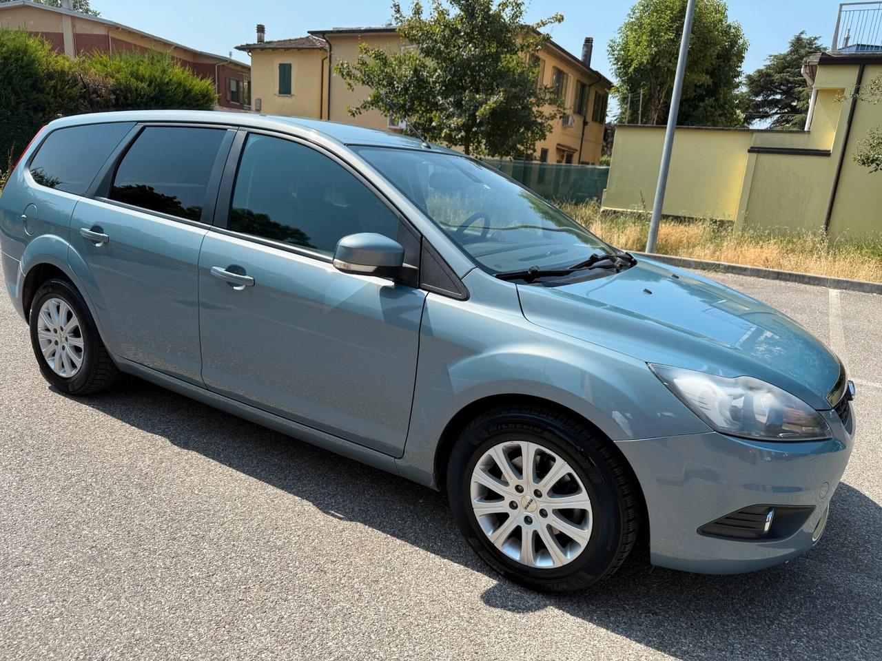 Ford Focus Station Wagon 1.6 tdci - 12 MESI DI GARANZIA -